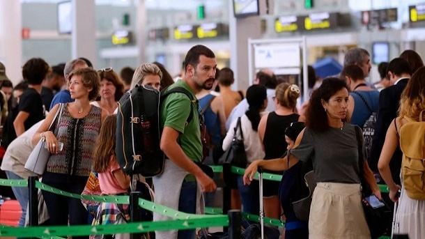 مسافران برای ورود به محدوده شنگن چه کار باید بکنند؟