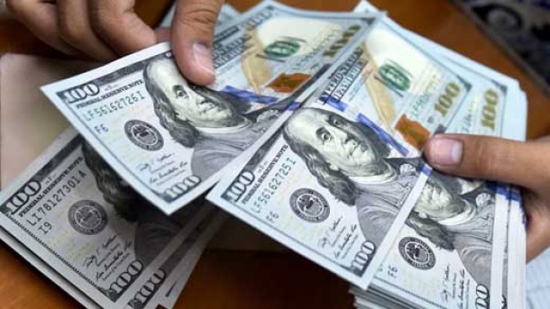 افزایش ناگهانی نرخ ارز مسافرتی دردسر ساز شد
