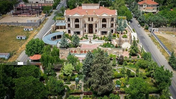 ویلای مجلل مالک چای دبش قیمت‌گذاری شد