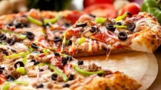 پیتزای نامحدود با قیمت 60 هزار تومان!