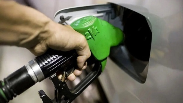 بنزین در لبه ناامنی