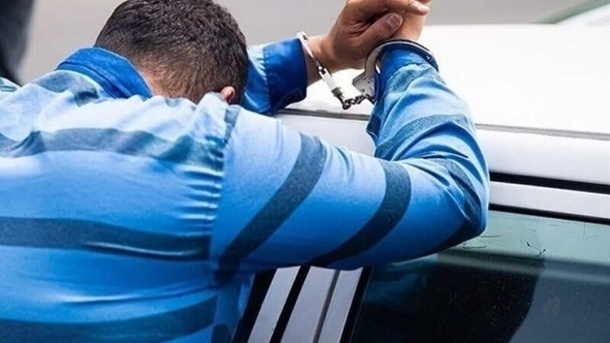 دردسر همسایه مزاحم برای پدر و دختر