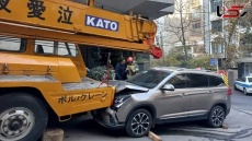 جرثقیل ۲۵ تنی راننده‌اش را زیر گرفت