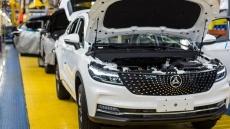 چرا خودروی مونتاژی در ایران از مدل وارداتی گرانتر است؟