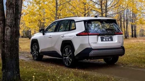 تویوتا راو۴ جدید وارد بازار ایران می شود