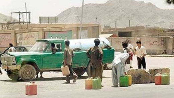 قیمت جدید بنزین جلوی قاچاق را می گیرد؟!