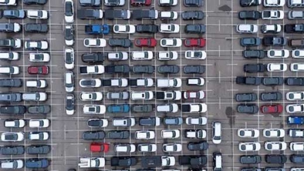 واردات خودرو در هاله‌ای از ابهام