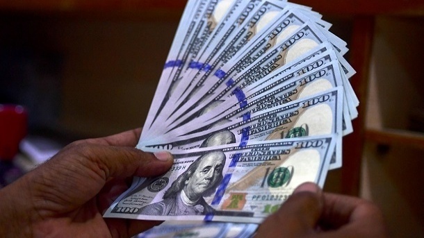 دلار در تالار اول 128 و در تالار دوم 132 هزار تومان