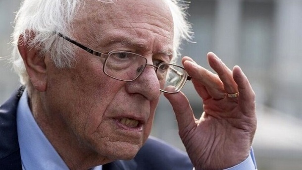 واکنش برنی سندرز به احتمال حمله نظامی آمریکا به ایران