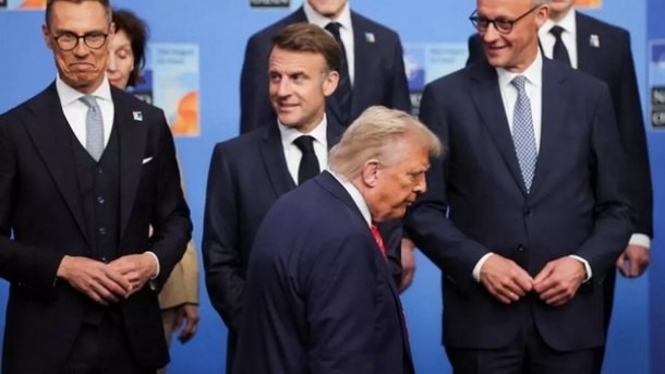 اروپا: تعرفه ترامپ علیه ایران لازم‌الاجرا نیست