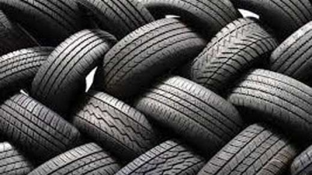 واردات لاستیک نصف شد