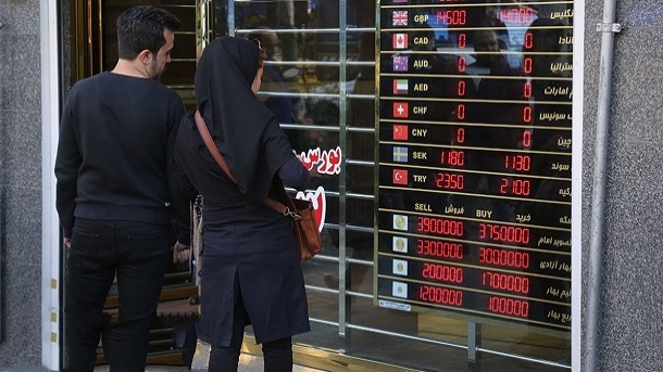 افزایش قیمت بی سابقه طلا و دلار در بازار