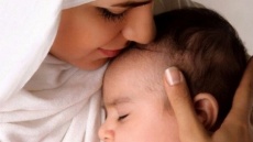 کارت امید مادران از ابتدای سال 1405 اجرایی می‌شود