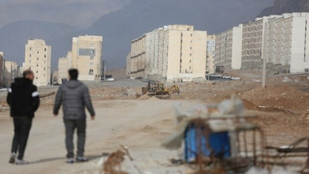 پیشنهاد اختصاص یک قطعه زمین 50 متری به کارگران