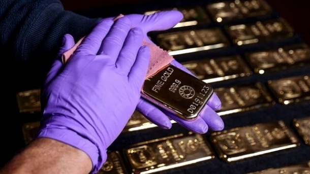 بهای طلا امروز دوشنبه در بازارهای جهانی