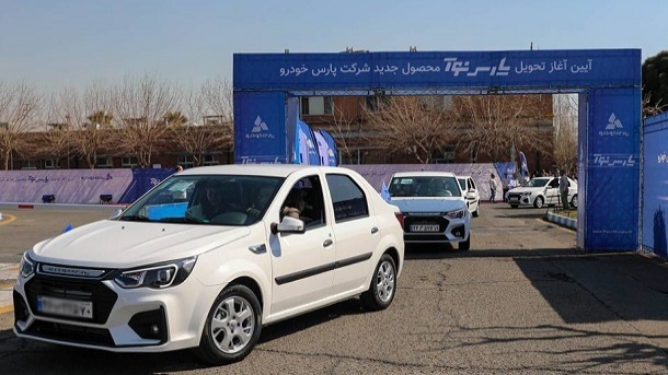 خودرو جدید پارس نوآ به دست مشتریان رسید
