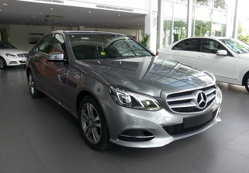 آغاز فروش فوری مرسدس بنز E250 توسط ستاره ایران