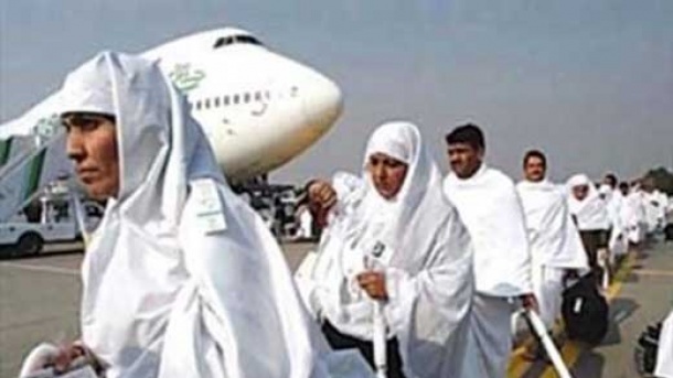 پیگیری بازگرداندن ۷۰۰۰ مسافر حج عمره اتخاذ شد
