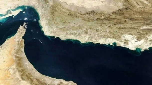 روزانه فقط 2 نفتکش از تنگه هرمز عبور می‌کند