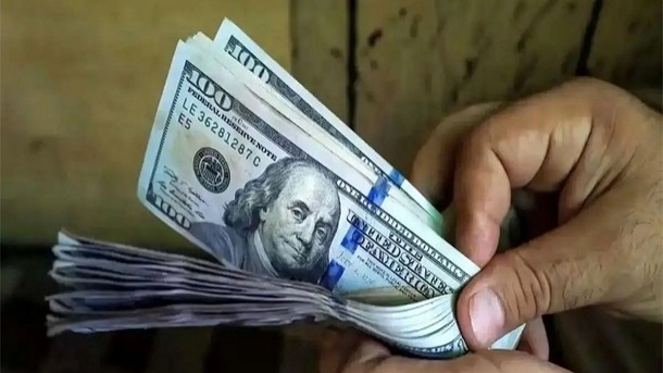 قیمت امروز حواله دلار; چهارشنبه 1405/02/09