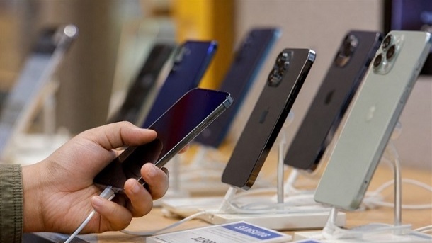 دلایل افزایش قیمت شدید گوشی موبایل در بازار