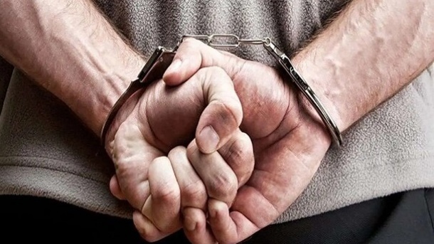محاکمه پسر به خاطر قتل مزاحم دختر