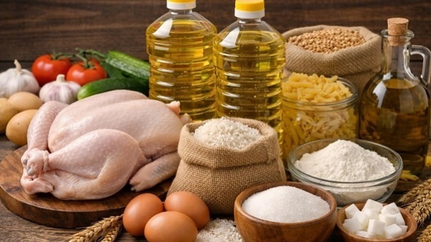واردات کالاهای اساسی تا پایان شهریور آزاد شد
