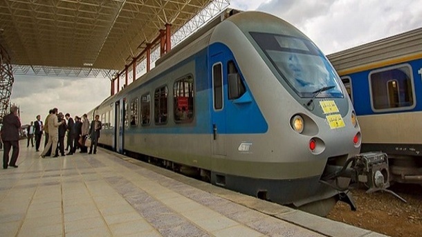 پیشفروش بلیت قطارهای مسافری تیرماه از چهارشنبه