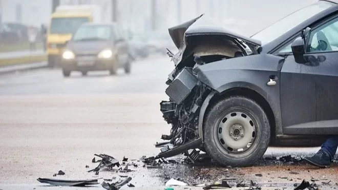 اگر بدون گواهینامه تصادف کنید، بیمه خسارت میدهد؟