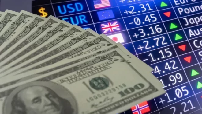 قیمت دلار و یورو در مرکز مبادلات امروز