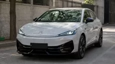 دلیل افزایش قیمت خودروهای برقی در بازار