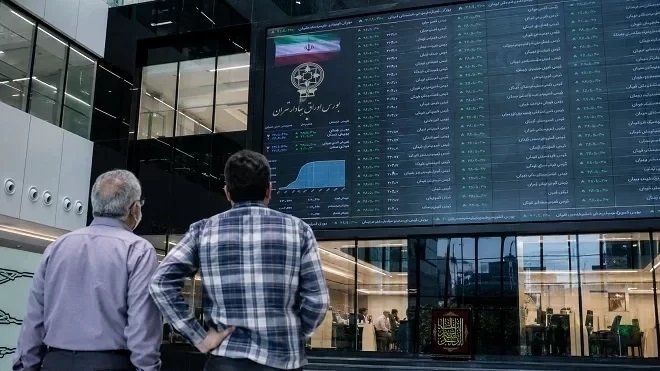 شاخص بورس تهران در پایان معاملات امروز یکشنبه