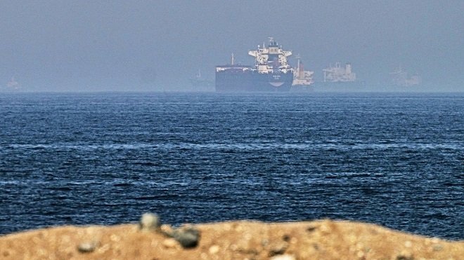 ایران: تنگه هرمز فقط با فرمان ما باز میشود