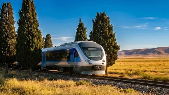 سفر با قطار از تهران به تبریز؛ راهنمای انتخاب بلیط