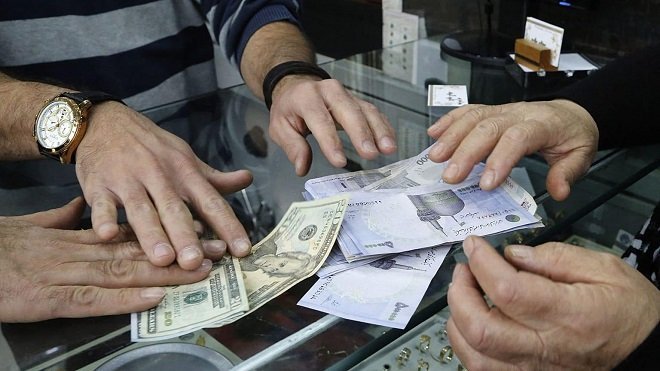 سکوت بانک مرکزی؛ دلار تا 253 هزار تومان جهش کرد