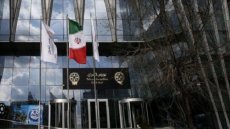شاخص کل در یک قدمی 8 میلیون واحد
