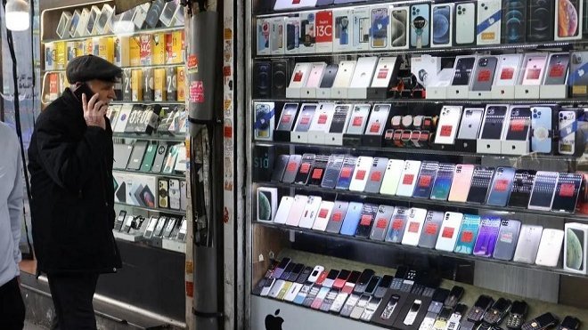 دلیل نوسان شدید قیمت در بازار تلفن همراه