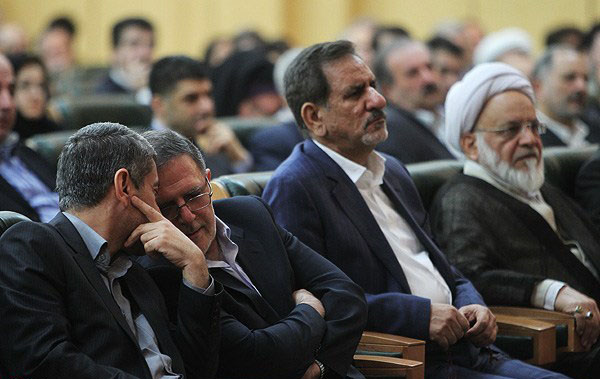 آرزوی کاهش قیمت دلار بر باد رفت؟