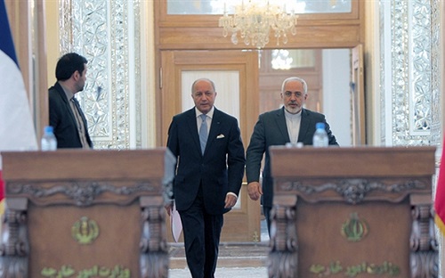 تلاش فابیوس برای نجات خودروسازان فرانسوی