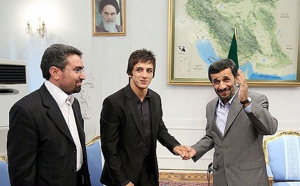 خودرو فراری با نام و مجوز چه کسی به ایران می آید؟