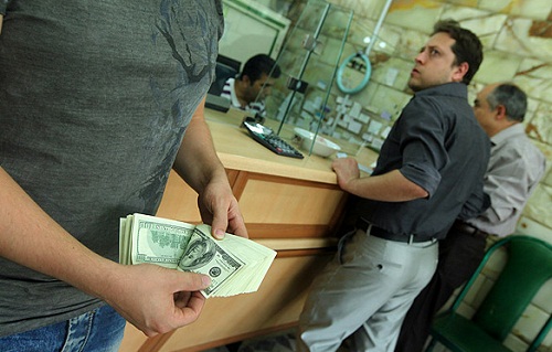 بازار سکه و دلار منتظر دو اتفاق
