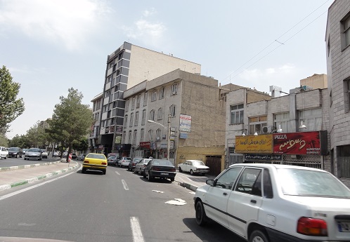 ویترین قیمتها در بازار مسکن صادقیه در تهران + جدول