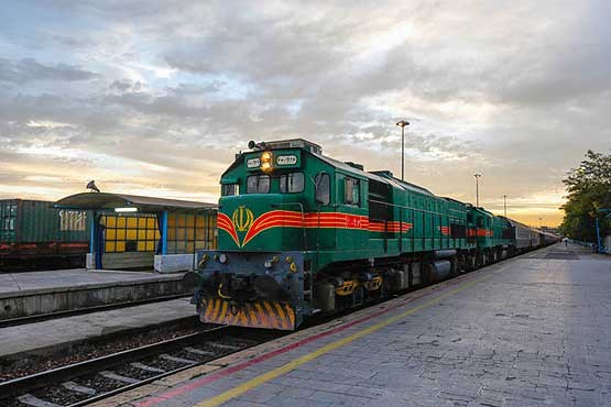 پیشفروش بلیت قطارهای نوروزی از 6 بهمن ماه آغاز میشود