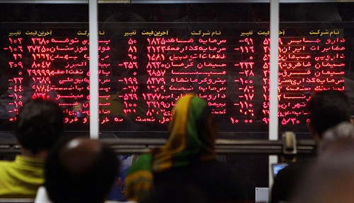 قرار گرفتن شاخص بورس در دوراهی صعود و نزول