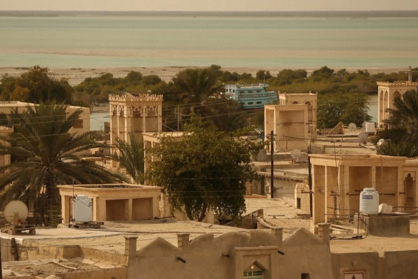 قشم هاب مالی منطقه می‌شود