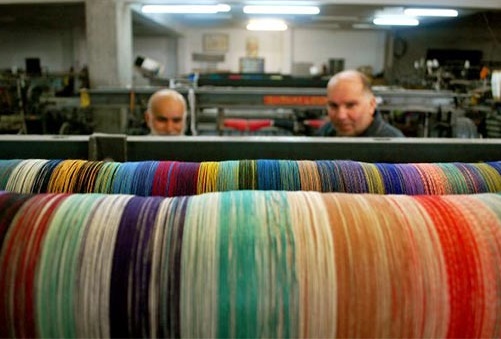 نساجی آذربایجان غربی دست واردات را پس زد