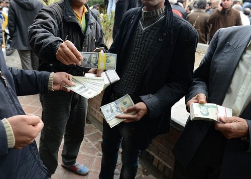 بازگشت دلار در بازار تهران به پیش از تعطیلات