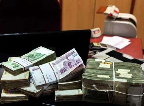 عیدانه 5 میلیون تومانی وزیر راه به کارکنان فرودگاهها + سند