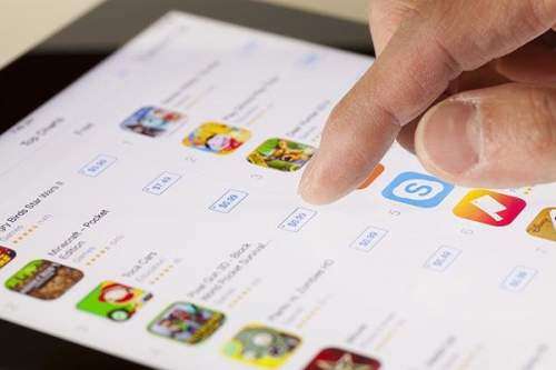 رکورد فروش اپاستور اپل زده شد