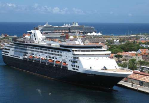 ثروت 8 نفر معادل دارایی نیمی از مردم فقیر جهان است!